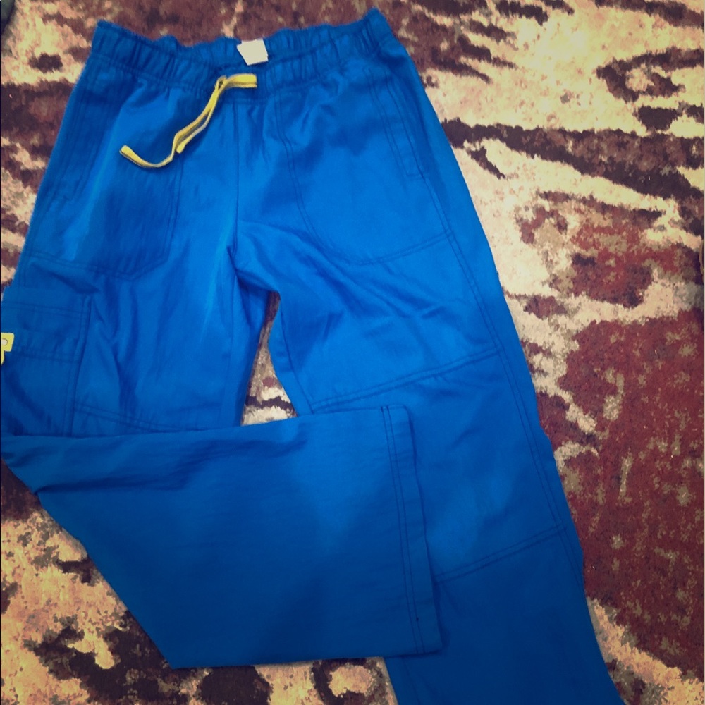 Scrub bottoms